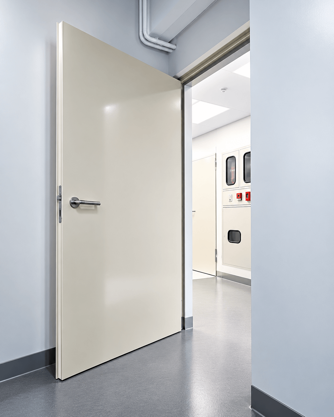 Pintu Besi
